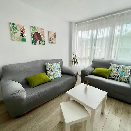 Alborada En Apartment *